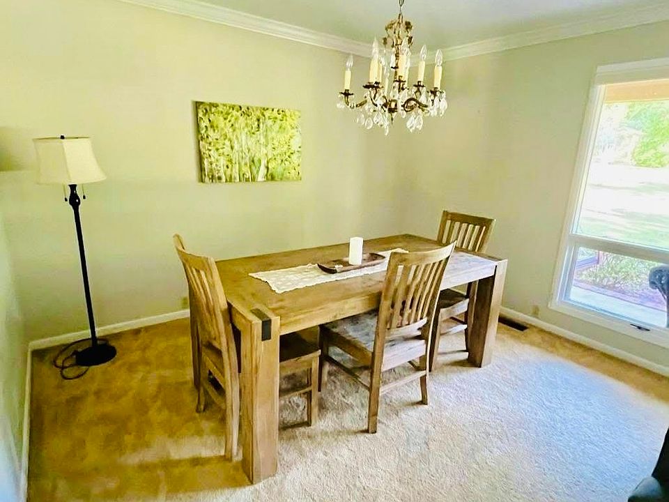 19th image of 601 Jeffcoat Ave