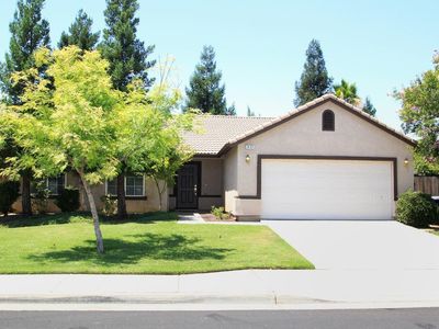 2432 Carson Ave, Clovis, CA, 93611
