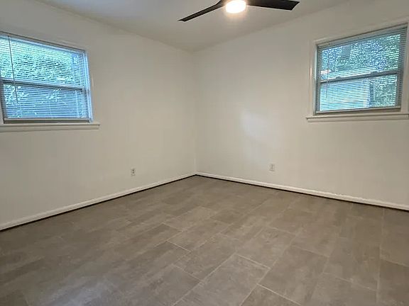 4th image of 1978 Wellbourne Dr NE APT 6