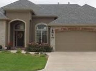 2421 NE Spring Creek Dr, Lees Summit, MO 64086