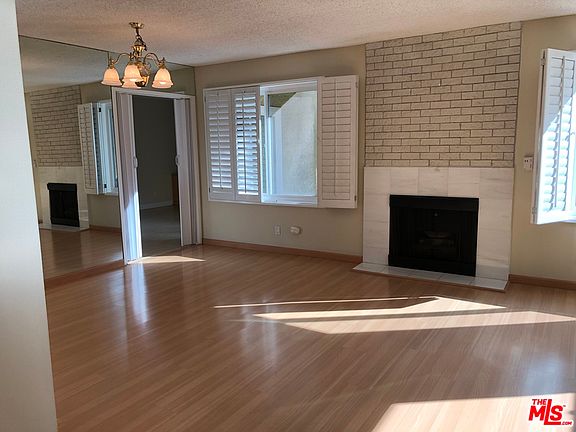 5th image of 1262 S Barrington Ave APT 206