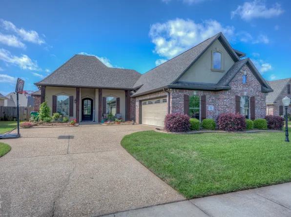 724 Dumaine Dr, Bossier City, LA 71111