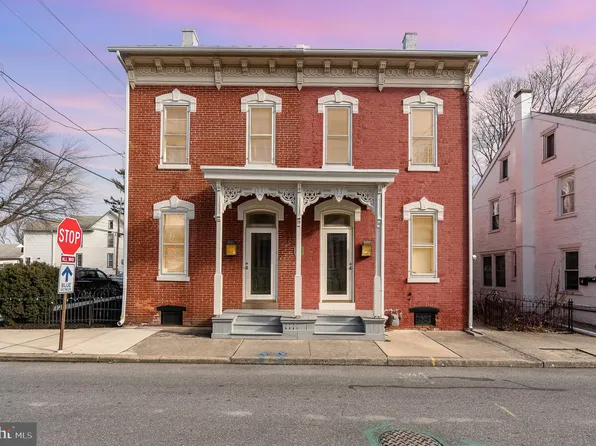 79-81 N Charlotte St, Manheim, PA 17545