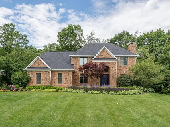 5004 Birkdale Dr, Ann Arbor, MI 48103