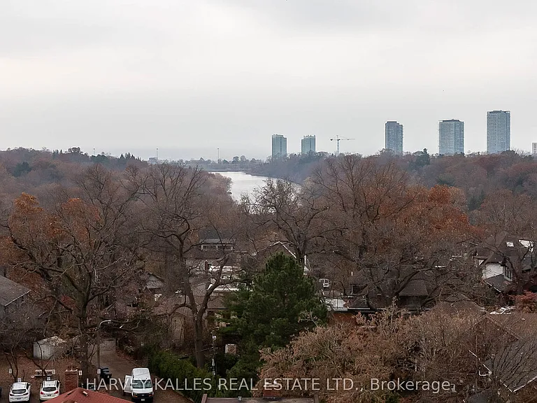 2118 Bloor St W #407 — Photo 17