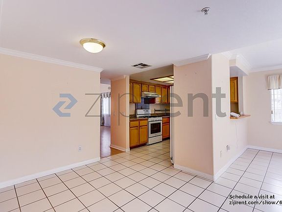 5th image of 333 S Orange Ave