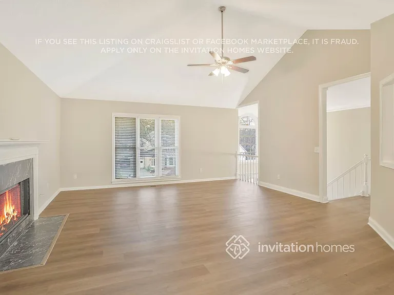 307 Clubhouse Ct NW — Photo 5