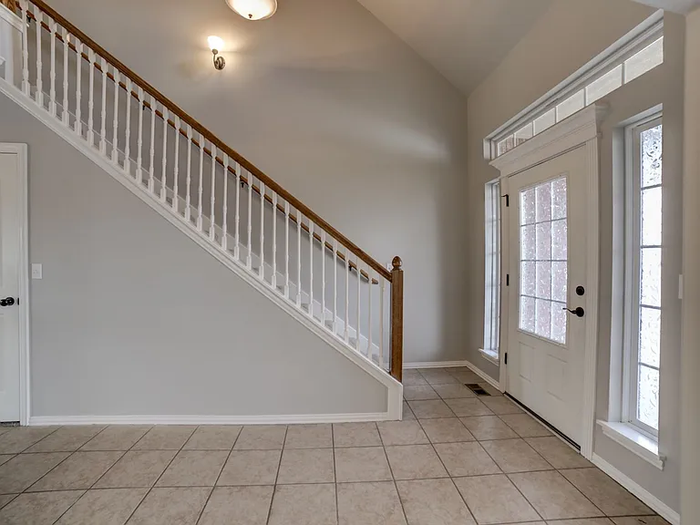819 E Seattle Pl — Photo 31