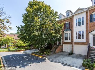 34 Silver Moon Dr, Silver Spring, MD 20904