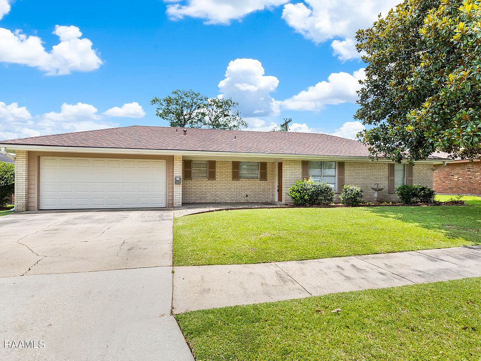 1st image of 123 Brigante Pl