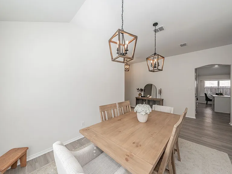 9040 Weller Ln — Photo 16