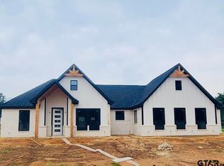 2903 Queens Way W, Marshall, TX 75672