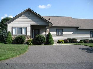 383 E Landing Dr #B1, Jefferson, NC 28640