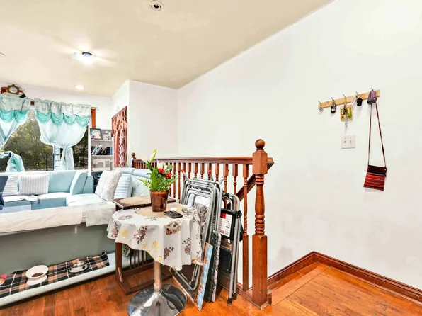 150-12 109th Avenue image 12 of 24