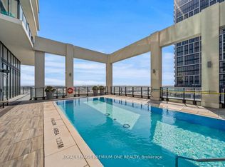 9000 Jane St #PENTHOUSE 118, Vaughan, ON L4K 0M6