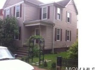 212 10th St, Parkersburg, WV 26101