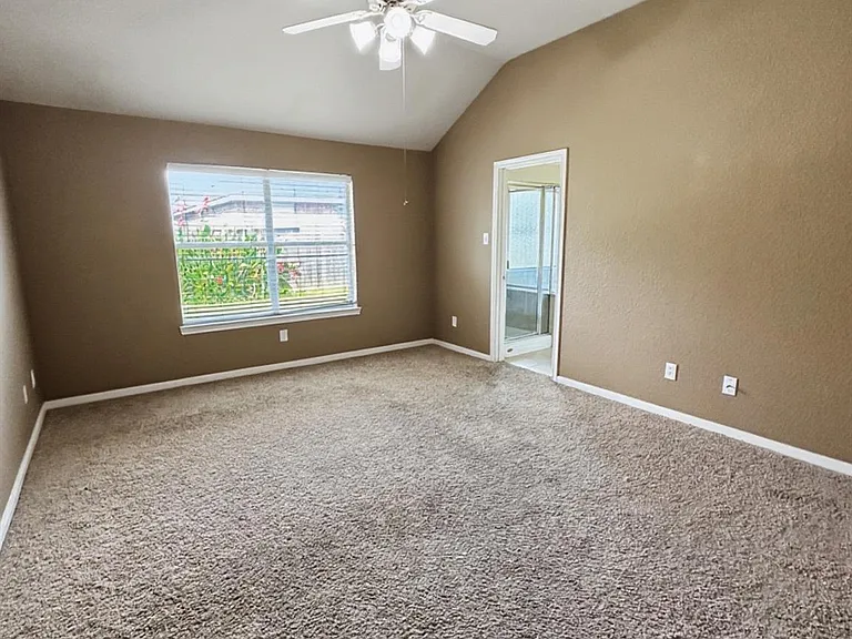 19523 Country Mountain Ct — Photo 20