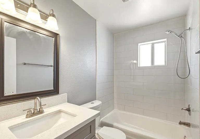1129 N Wedgewood Cir #B — Photo 15