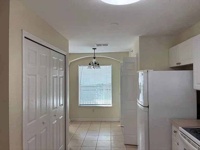 2607 Emerald Lake Ct — Photo 5
