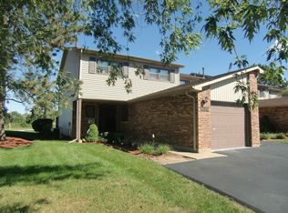 6838 Kingston Rd, Tinley Park, IL 60477