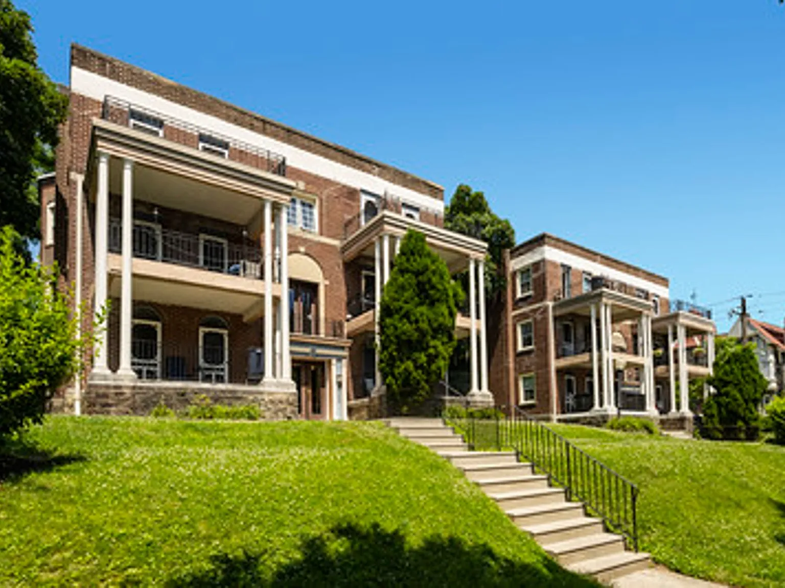 Wayne Walnut Apartments — Photo 1