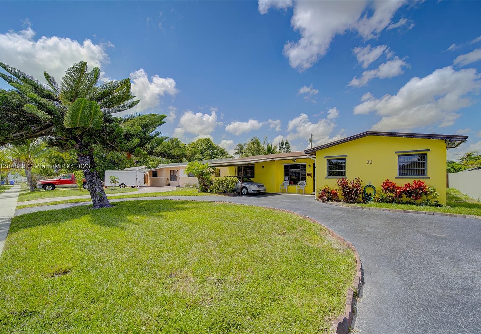 31 NW 170th St, North Miami Beach, FL 33169 MLS A11384883 Zillow