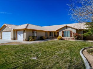 20292 Majestic Dr, Apple Valley, CA 92308