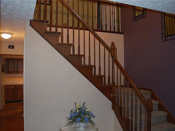 5th image of 32379 Orchard Park Dr