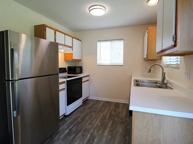 2640 Stratford Lake Rd — Photo 6