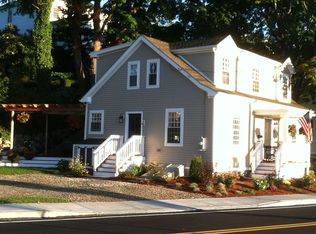 28 Water St, Mystic, CT 06355