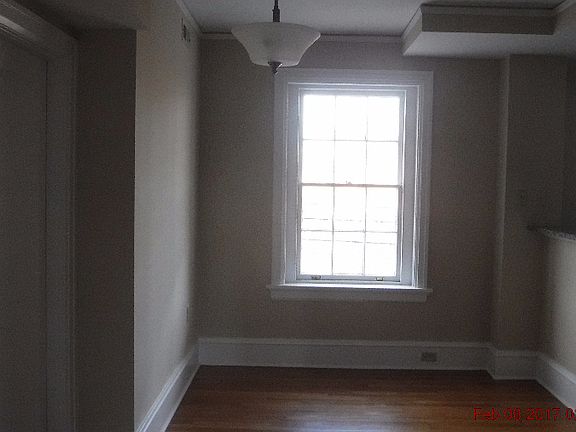 5th image of 3410 Monument Ave #U202
