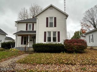 831 N Main St, Kenton, OH 43326