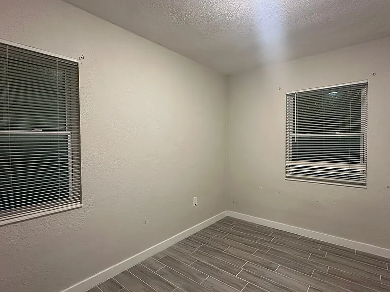517 San Juan Blvd — Photo 13