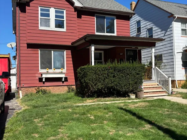 3389 Kildare Rd, Cleveland Heights, OH 44118