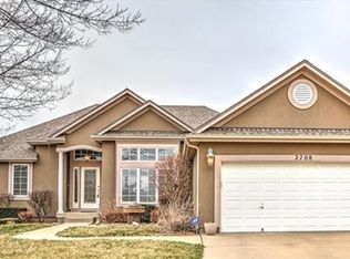 2708 NW Richard Dr, Blue Springs, MO 64015