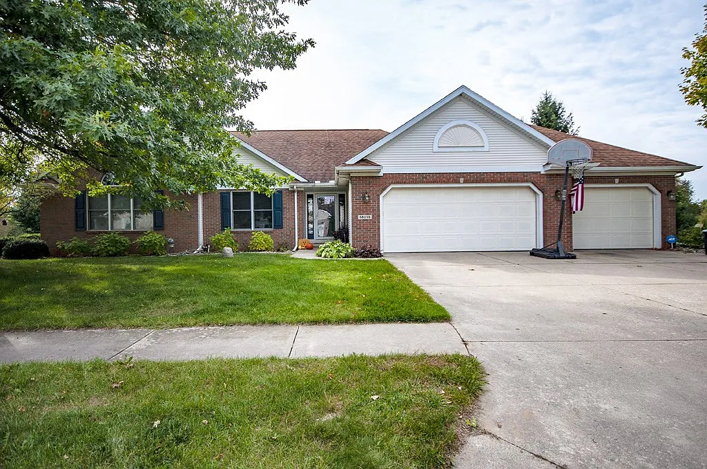 58175 Cobblestone Rd photo 1
