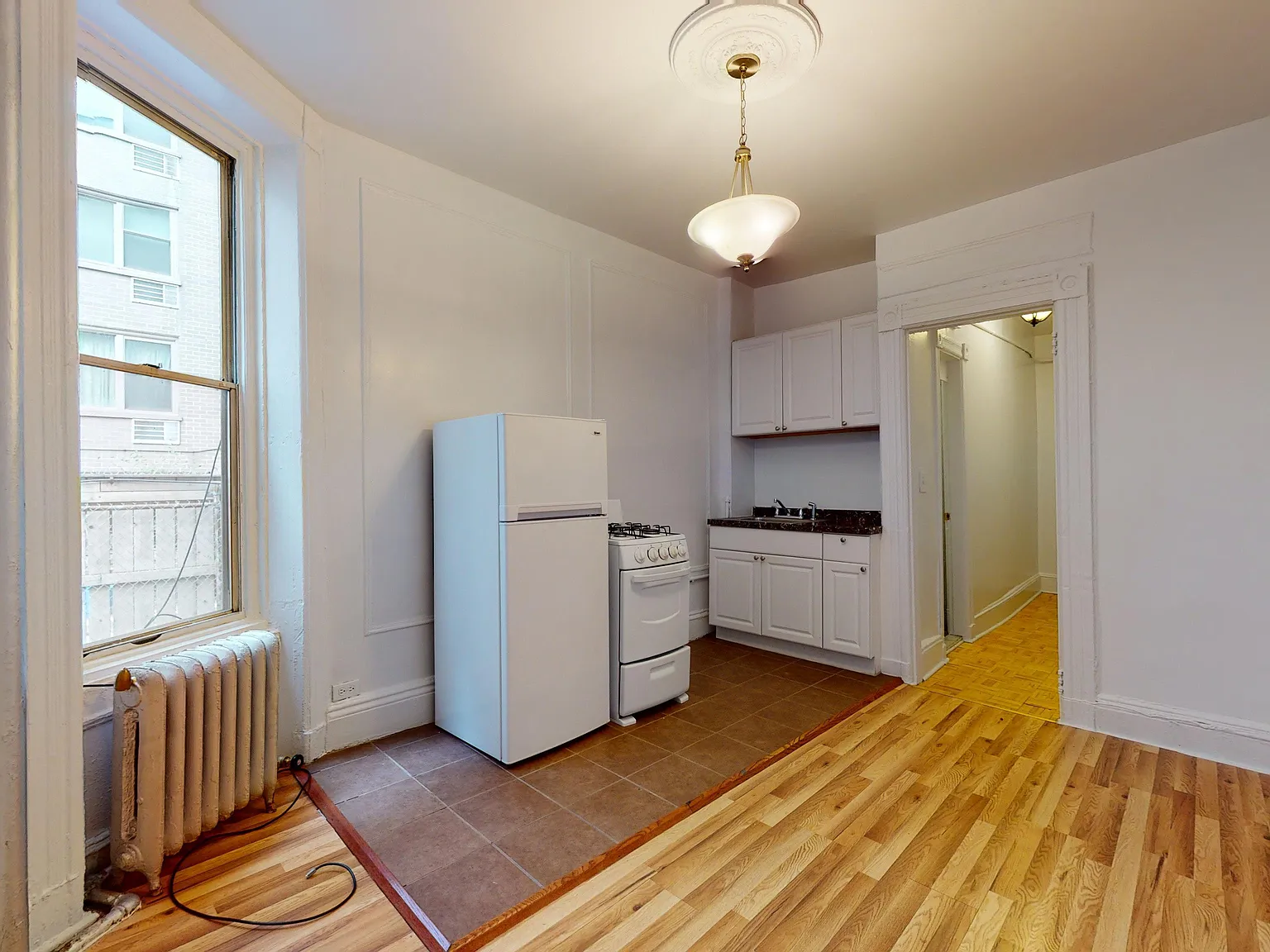 158 West 15th Street — Photo 3