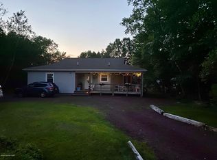 232 Old Stage Rd, Albrightsville, PA 18210