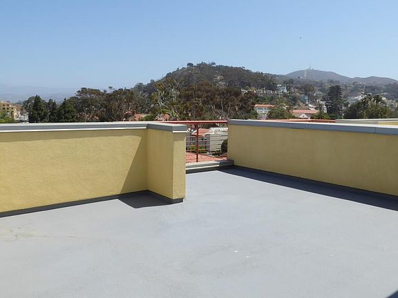 3rd image of 175 S Ventura Ave #311