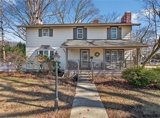 2815 Race St, Dover, OH 44622