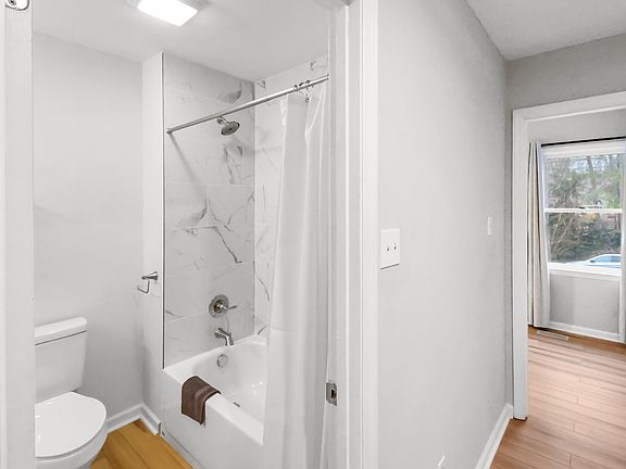 3rd image of 319 Wildberry Ln