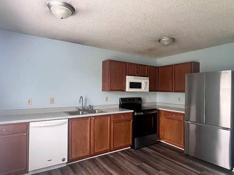 2473 Harvest Moon Dr — Photo 6
