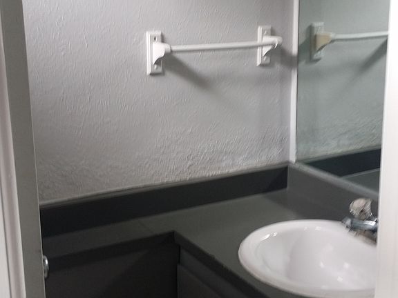 1st flr half-bath