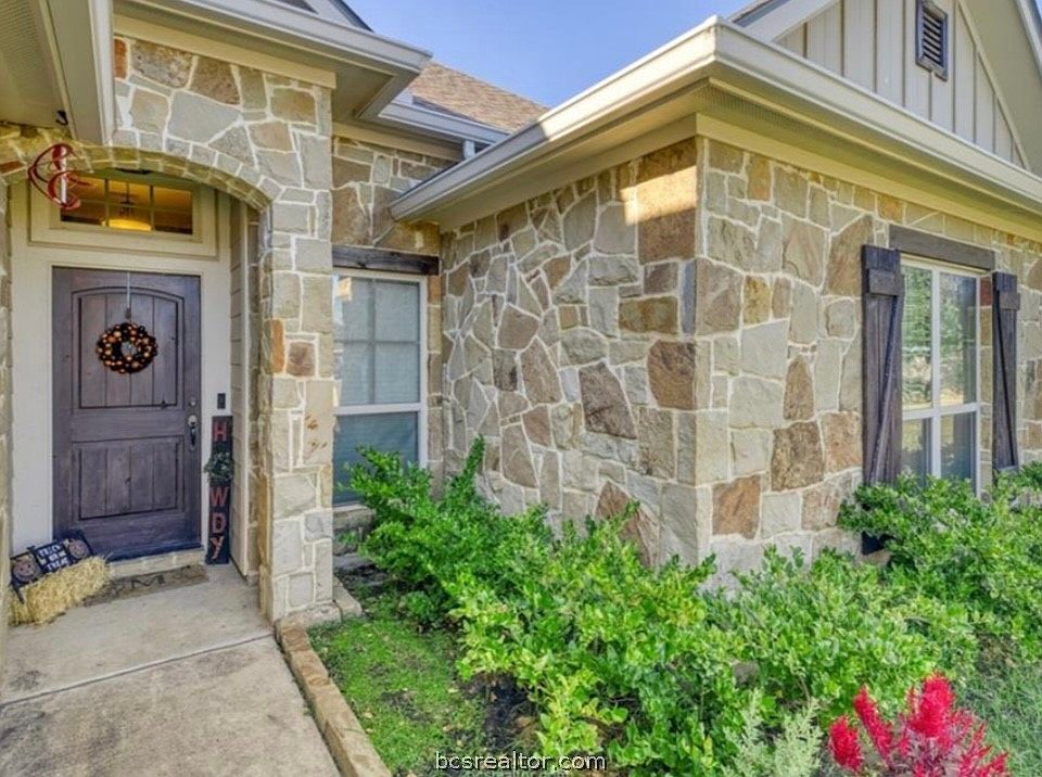 1st image of 4004 Sunny Meadow Brook Ct