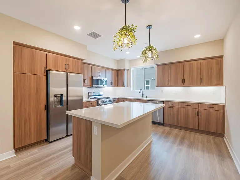 7756 Taylor Ln — Photo 9