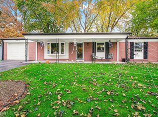 730-1 Fox River Rd, Valparaiso, IN 46385