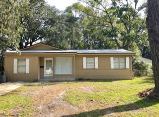 1833 Ryar Rd, Jacksonville, FL 32216