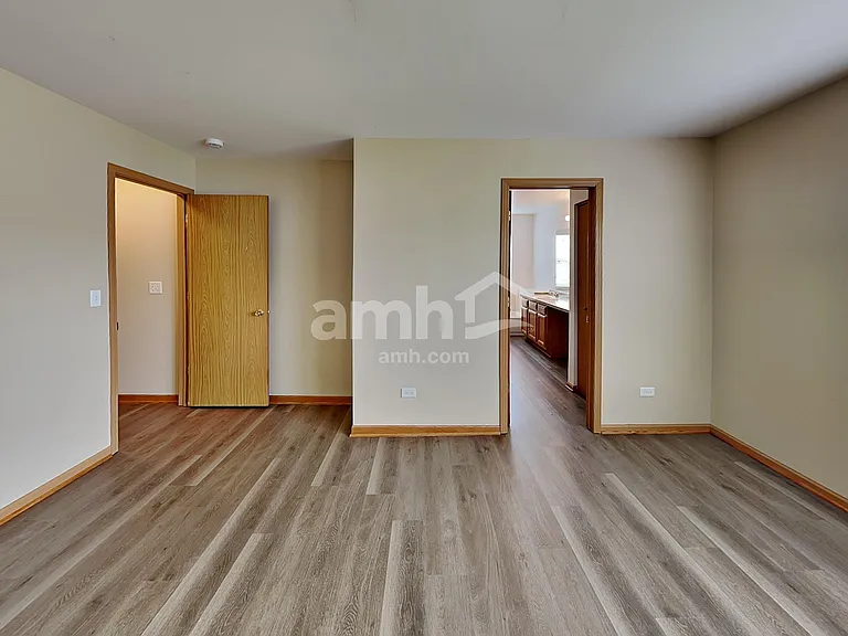 1503 Bridgehampton Dr — Photo 11