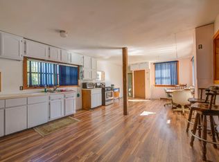 780 Carding Machine Rd, Bowdoinham, ME 04008