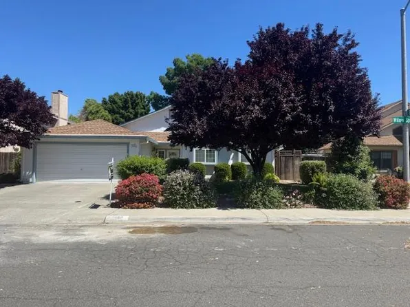 1455 Willow Springs Dr, Woodland, CA 95776